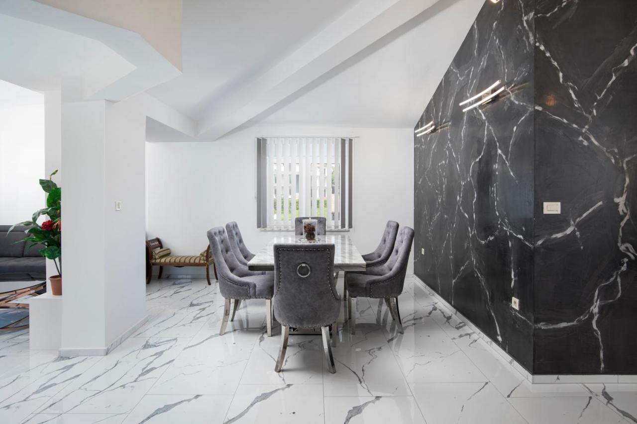Pjescana Uvala Sea View Apartment エクステリア 写真